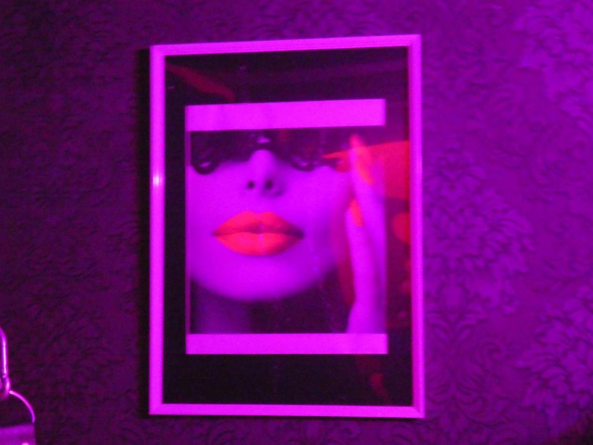 Love Room Le Rouge Et Noir Бар Екстериор снимка