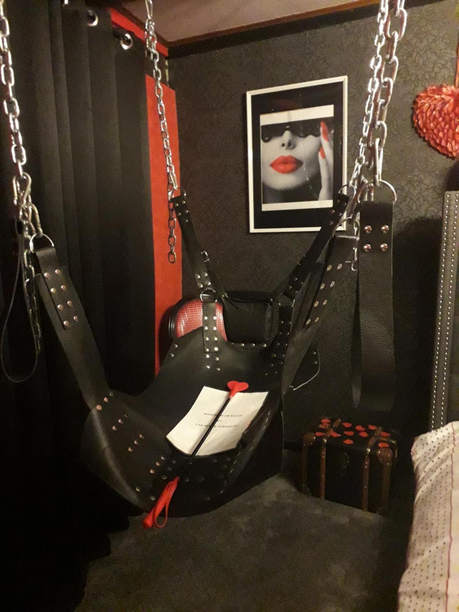 Love Room Le Rouge Et Noir Бар Екстериор снимка