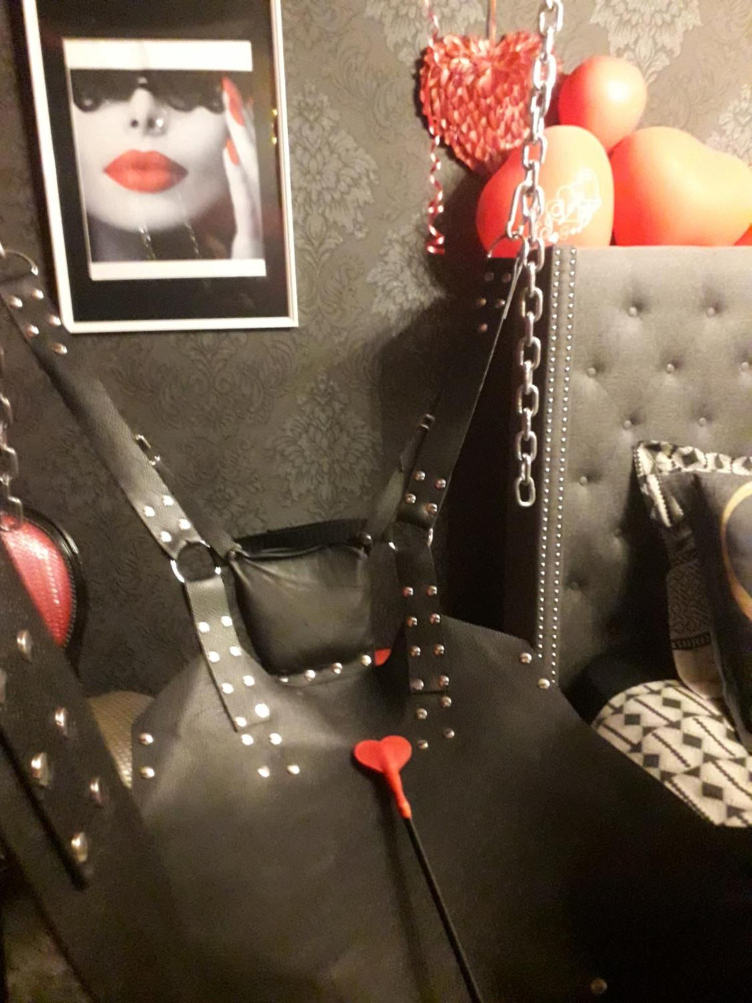 Love Room Le Rouge Et Noir Бар Екстериор снимка