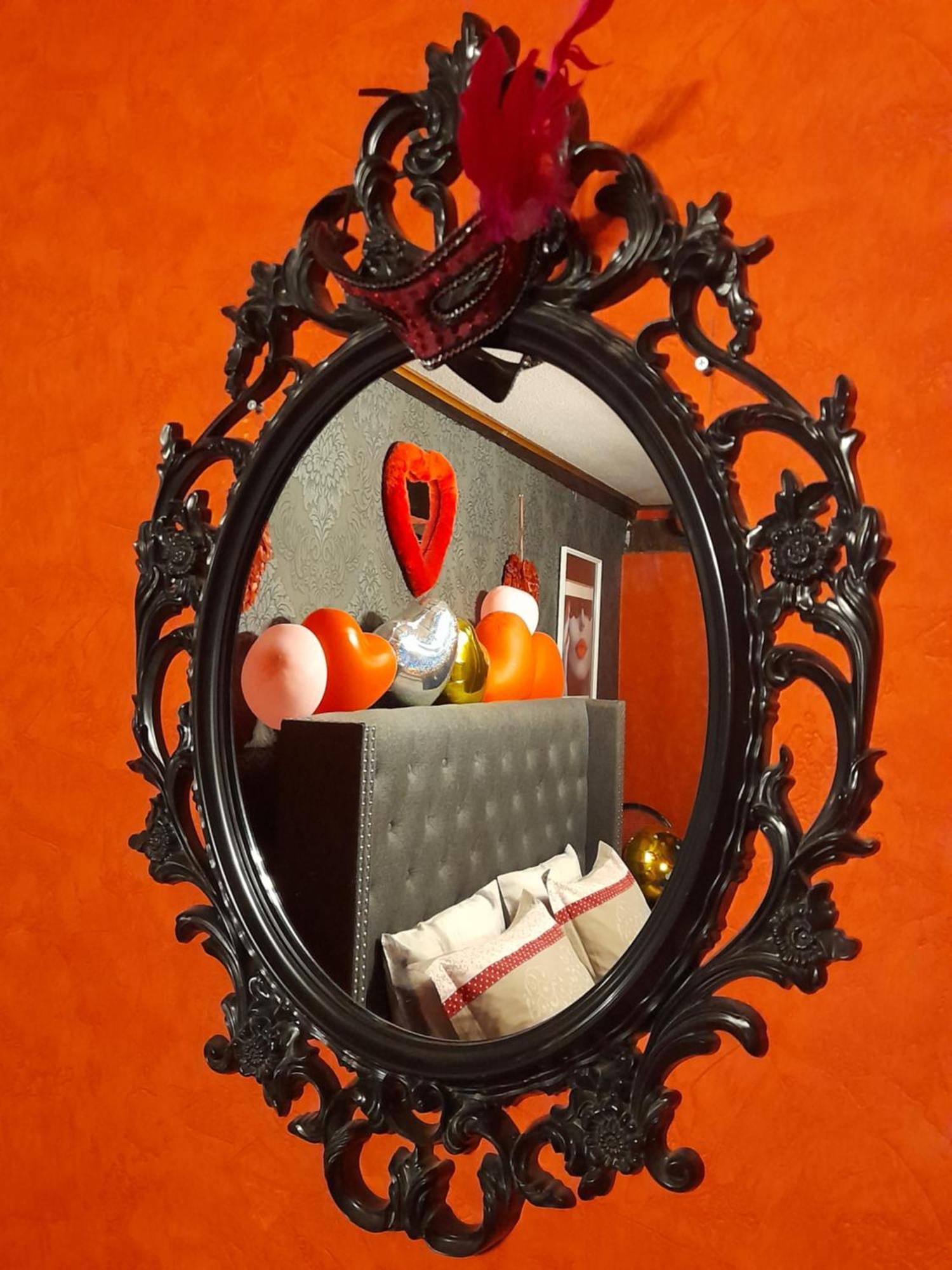 Love Room Le Rouge Et Noir Бар Екстериор снимка